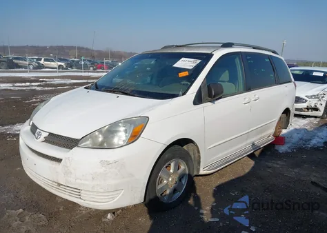 2004 Toyota Sienna Le z USA, uszkodzony, nr VIN 5TDZA23C74S101447